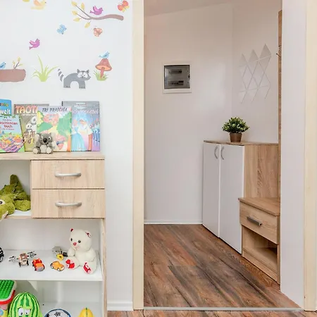 1 Bedroom Cozy In *