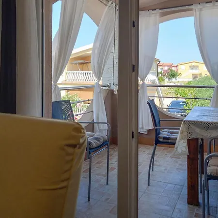 1 Bedroom Cozy In Vir